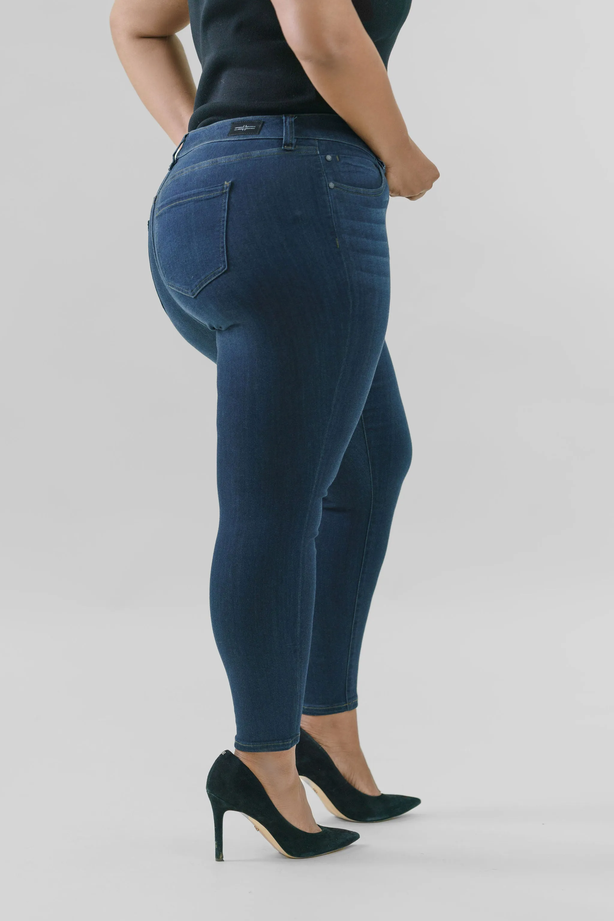 ABBY ANKLE 28" JEAN