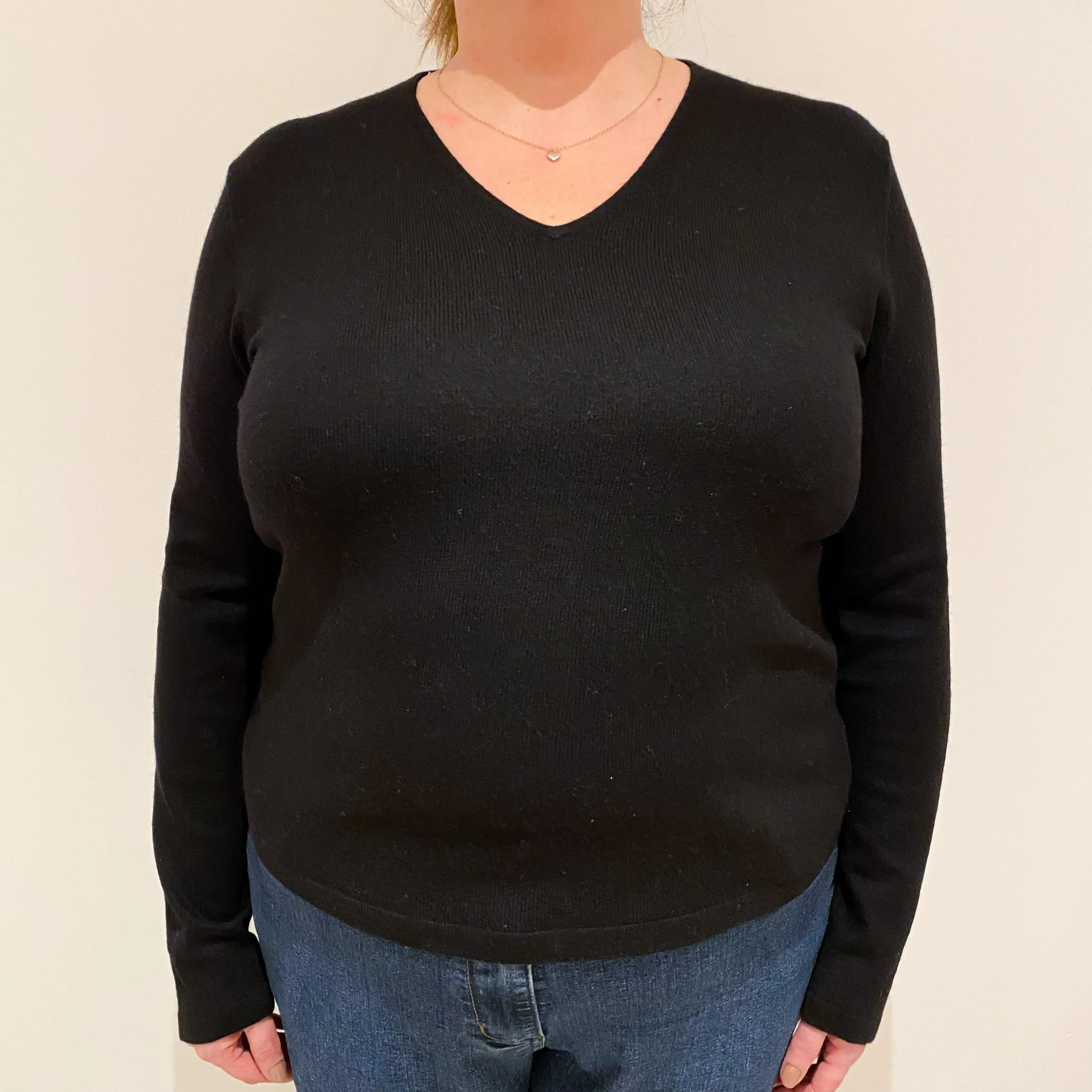 Black Cashmere V Neck Jumper Extra Large