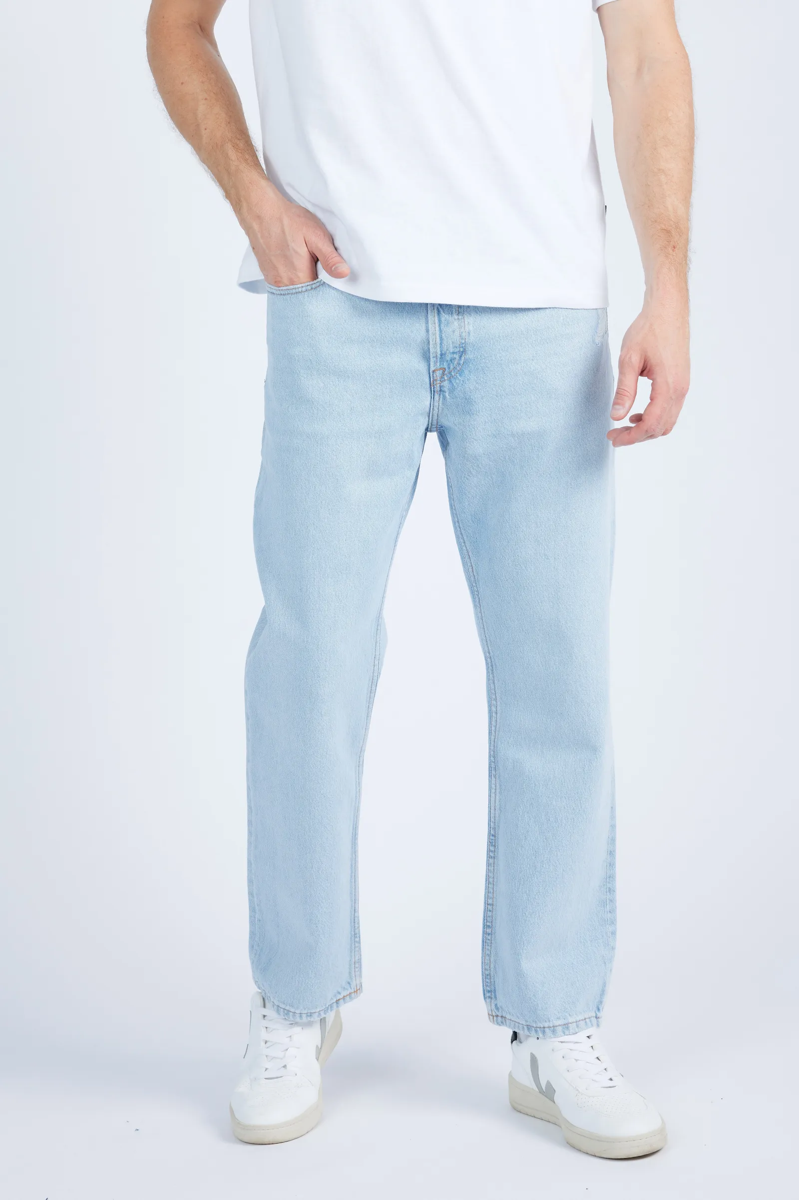 Dash Straight Jeans - Stream Light Worn