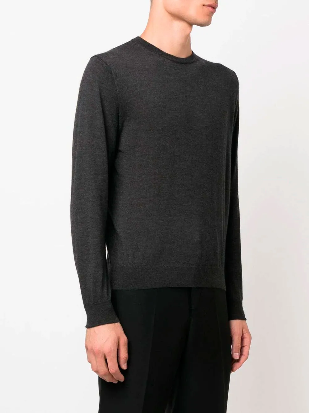 Fine-knit jumper