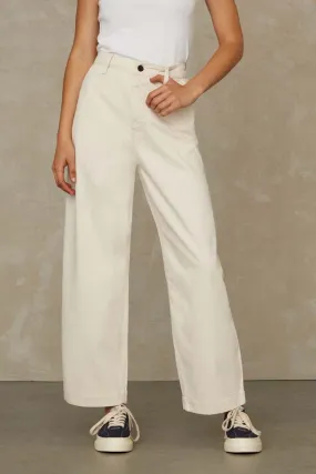 Leila Jeans | Ecru