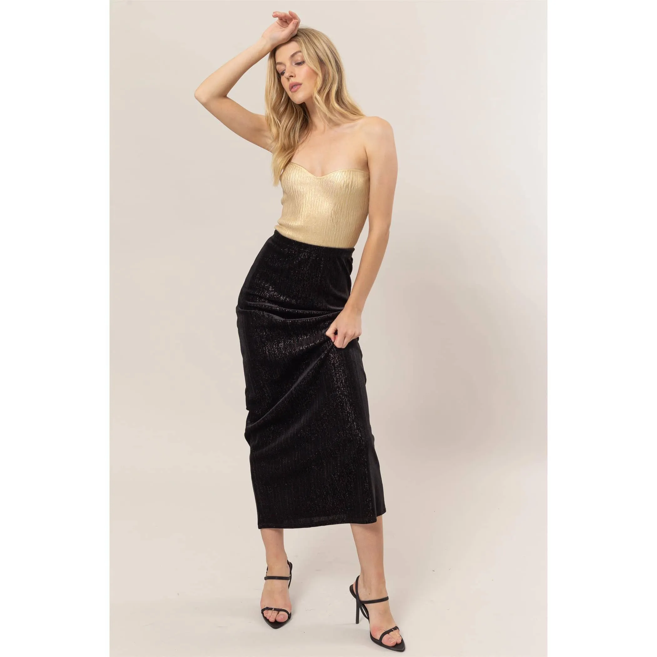 Metallic, Metal Foil Coated Knit Sweetheart Tube Top: GOLD