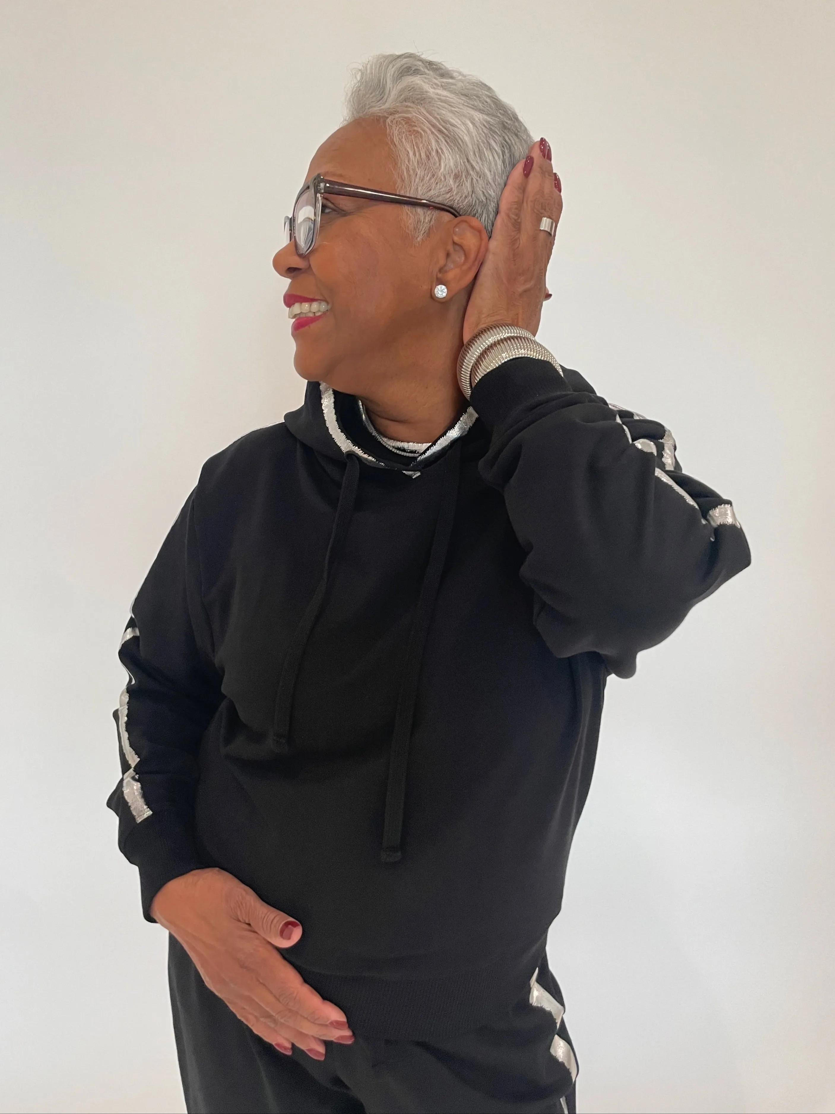 Molly Metallic Tipped Crop Pullover Hoodie - Black
