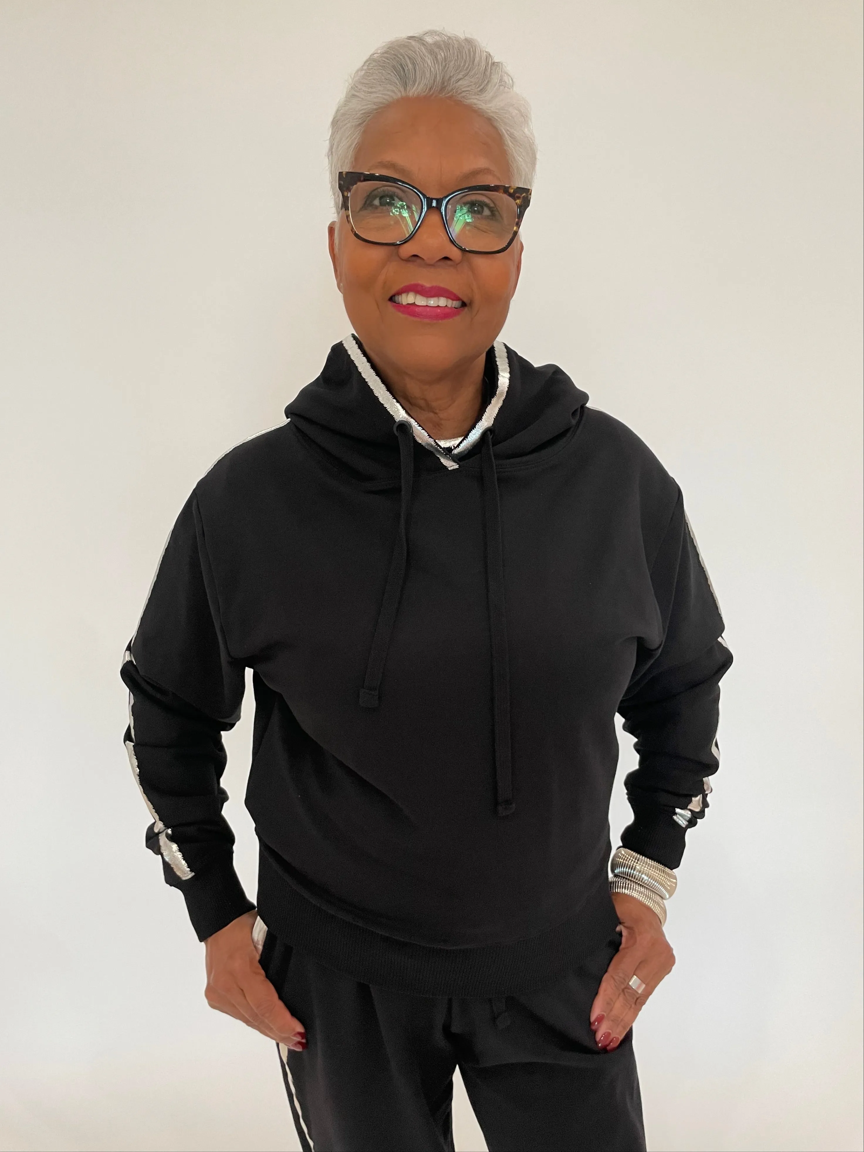 Molly Metallic Tipped Crop Pullover Hoodie - Black