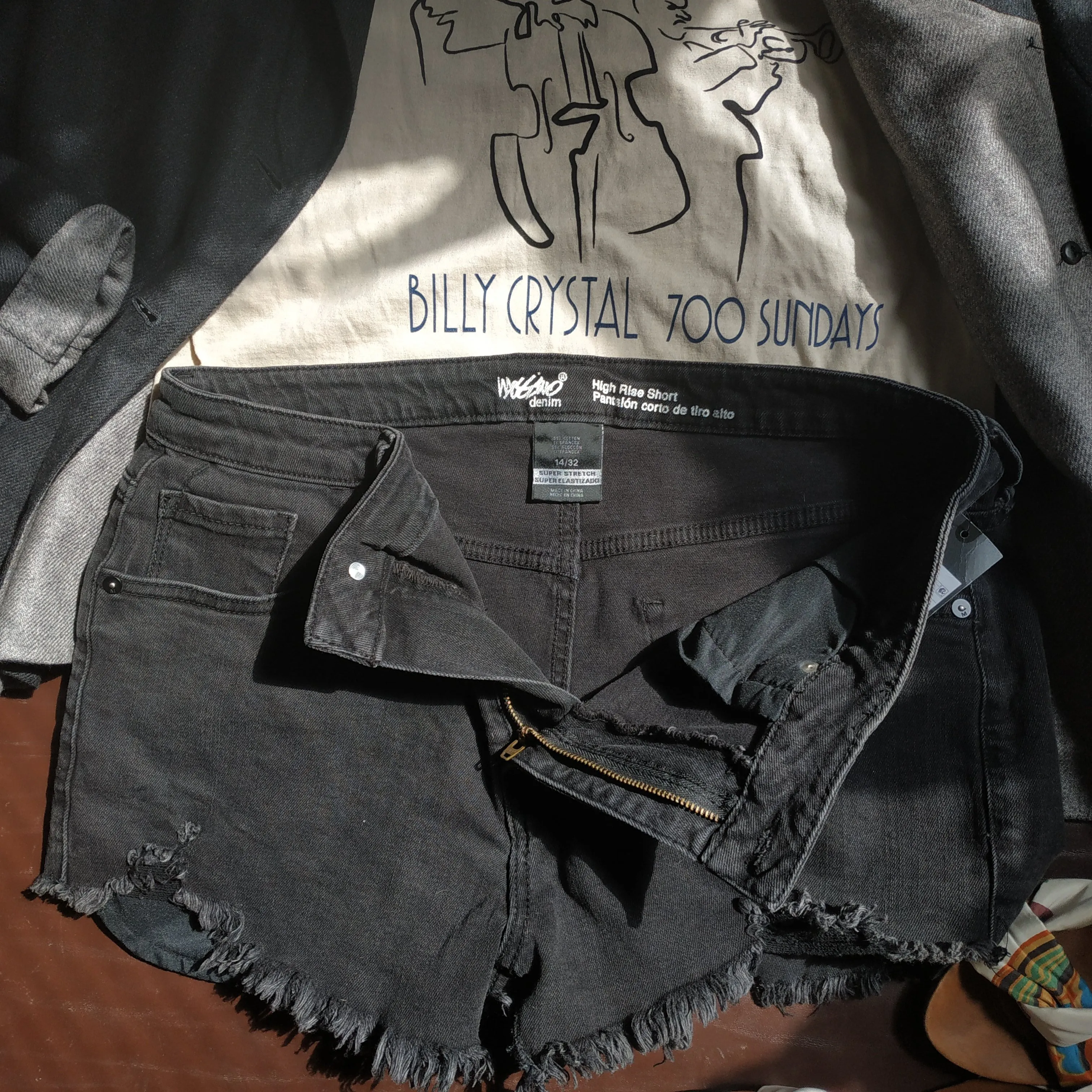 Mossimo High Rise Denim Shorts Size 14