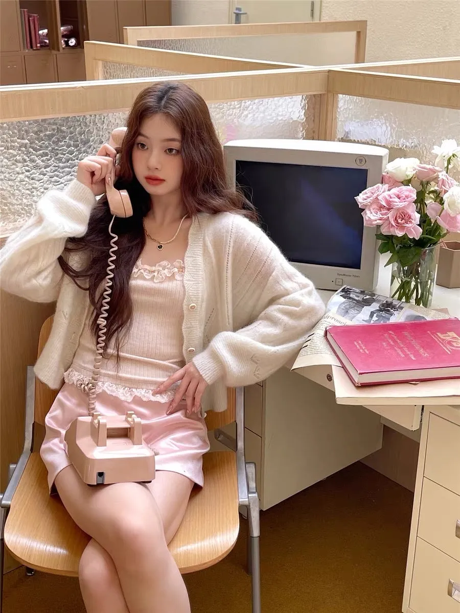 [Mummy Cat] Peachy Mocha Lace-Trim Crop Top