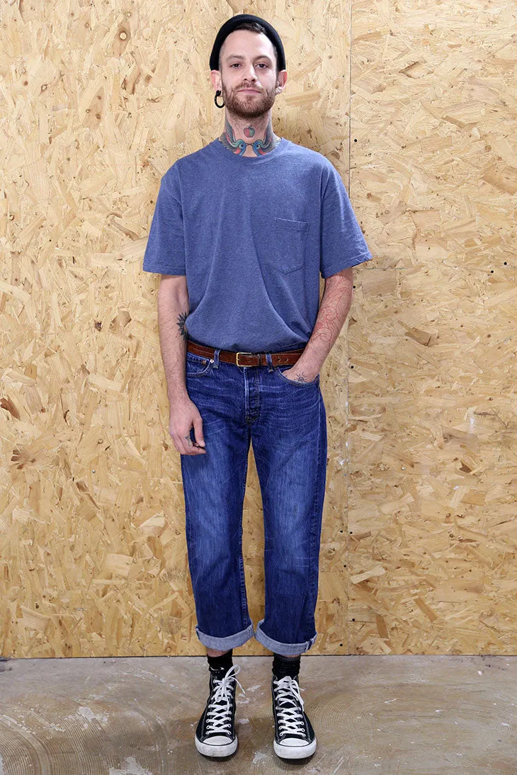 Original Levi's 501 in Dark Blue