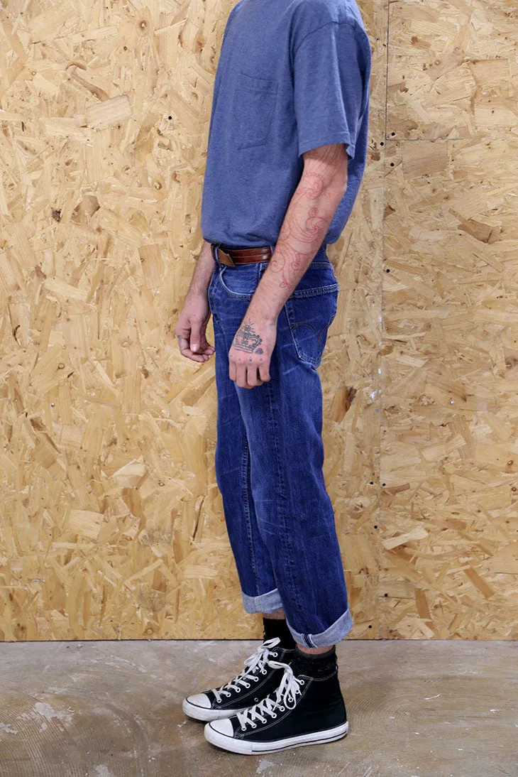Original Levi's 501 in Dark Blue