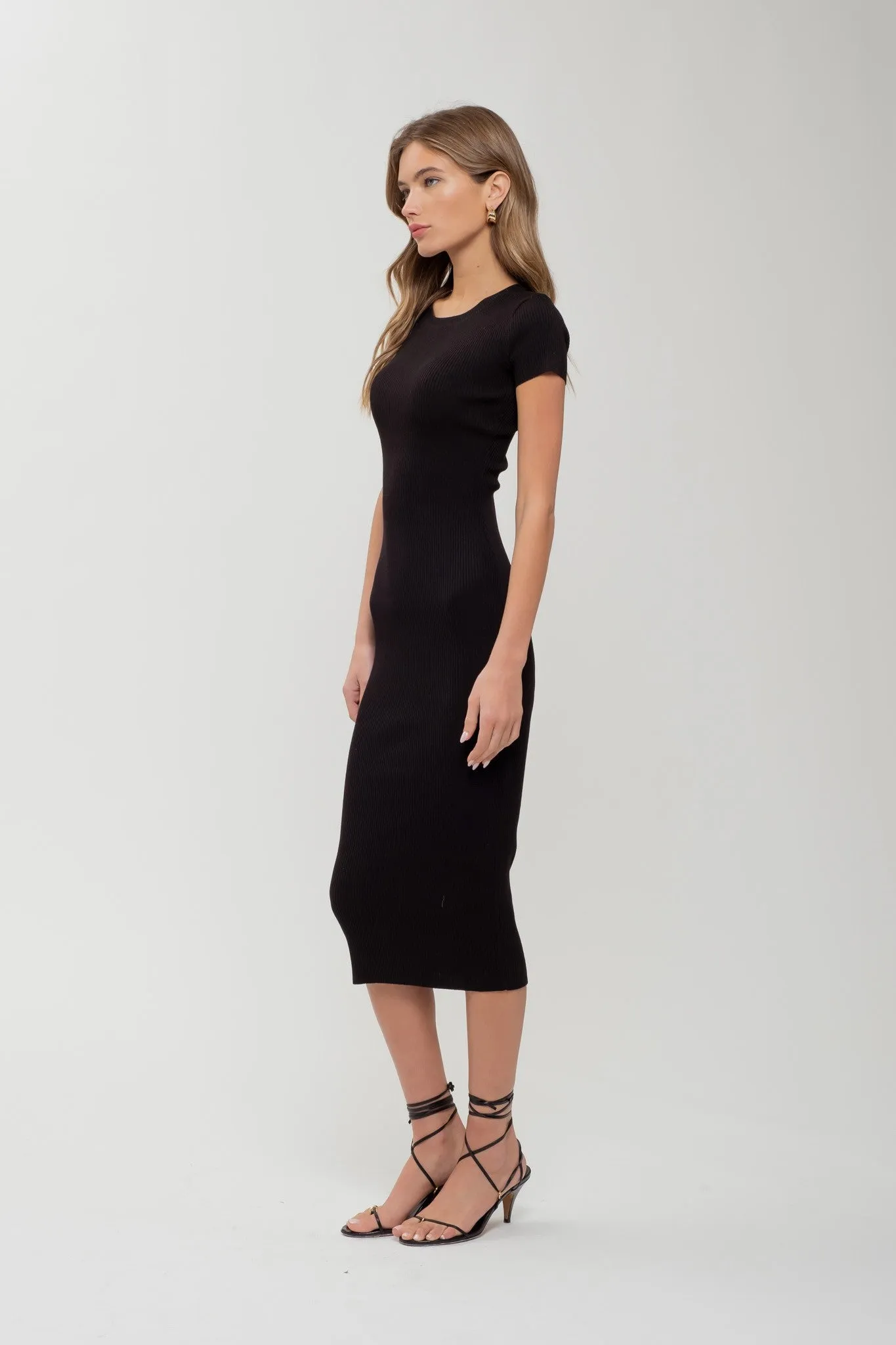 Sienna Short Sleeve Rib Knit Midi Dress