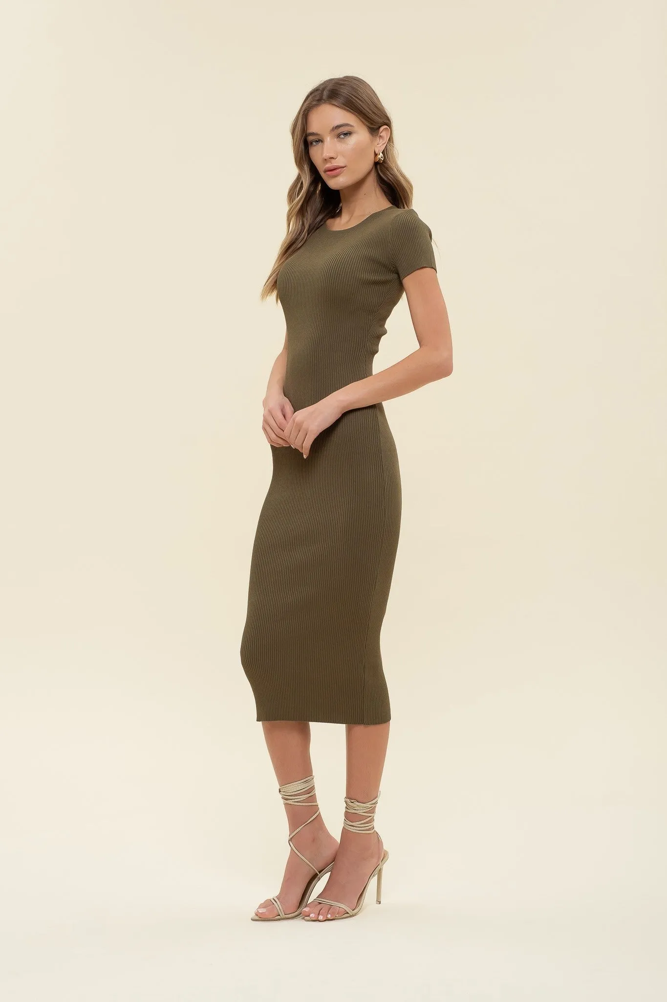 Sienna Short Sleeve Rib Knit Midi Dress