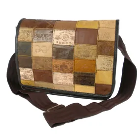 Small Leather Label Messenger Bag Conserve