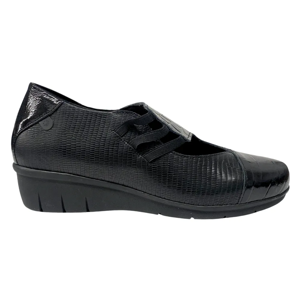 Valeria's Maddy Black Combo Print Wedge Slip-On (Women's)