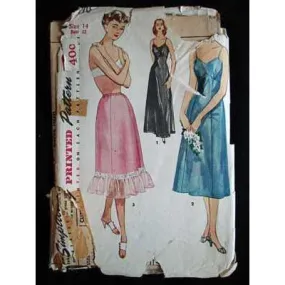 Vintage SewingPattern Simplicity #4470  Slip & Half Slip 1940